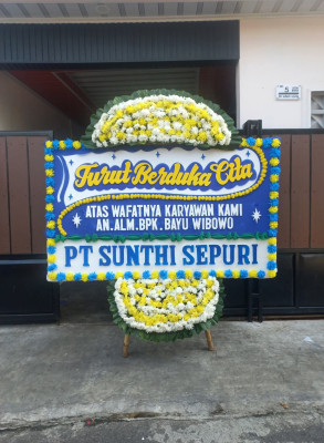 Papan Bunga Duka di Ungar